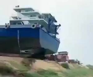 how to launch a boat