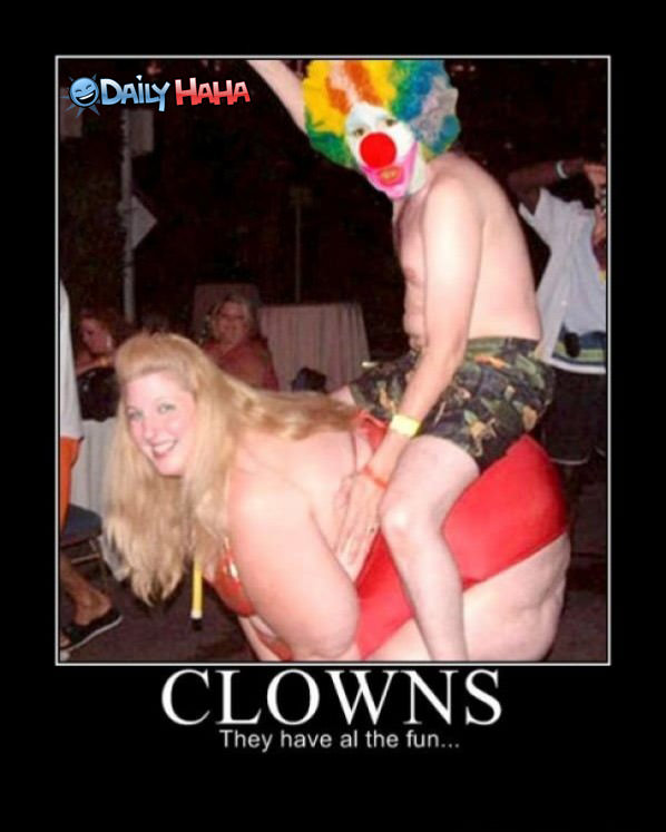 Clowns Have Fun funny picture