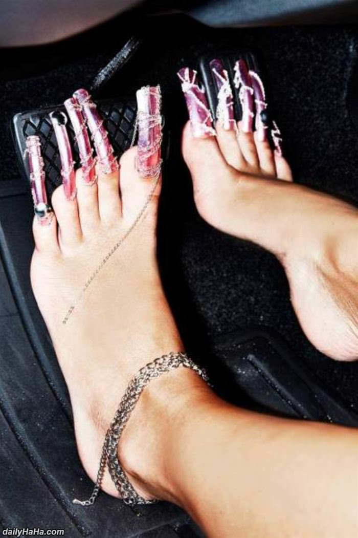 got her toes done funny picture