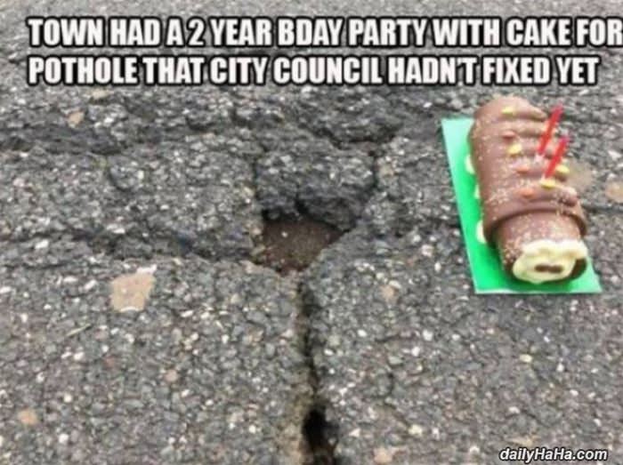 happy birthday pothole funny picture