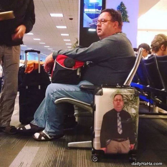 how not to lose your luggage funny picture