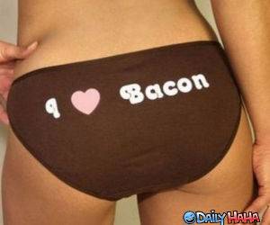 I Heart Bacon funny picture