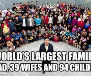 large family funny picture