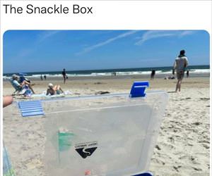 snackle box