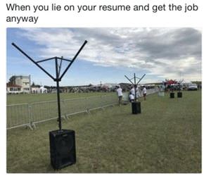 when you lie on your resume funny picture