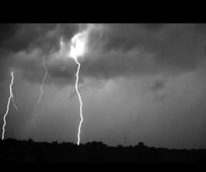 7000 frames per second lightning storm Funny Video