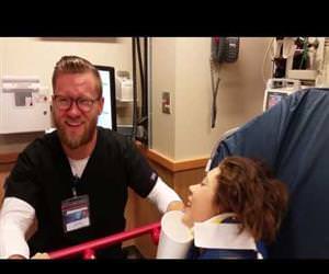girl on anesthesia falls in love Funny Video