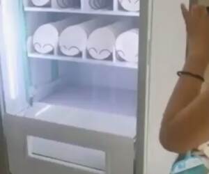 plate vending machine