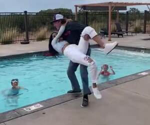 girl has a heck of a grip