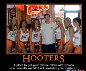 Hooter Girls funny picture