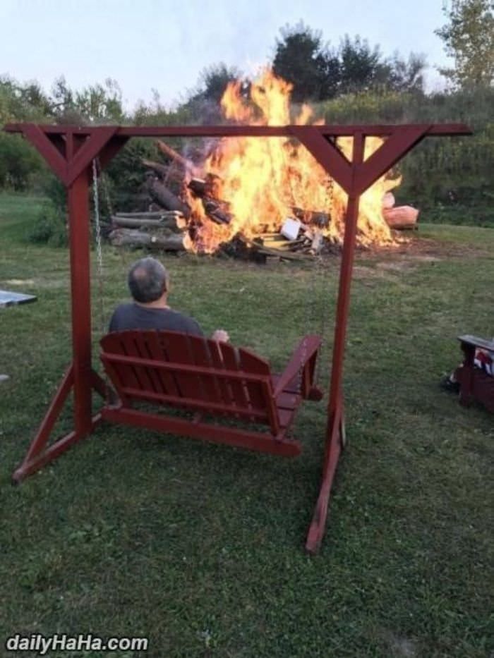 a little camp fire funny picture