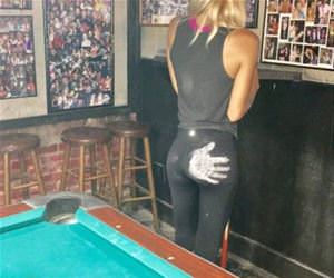 almost like a high 5 funny picture