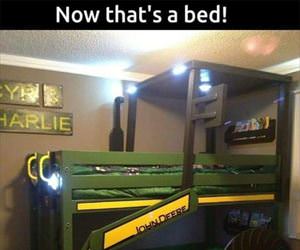 an amazing kids bed