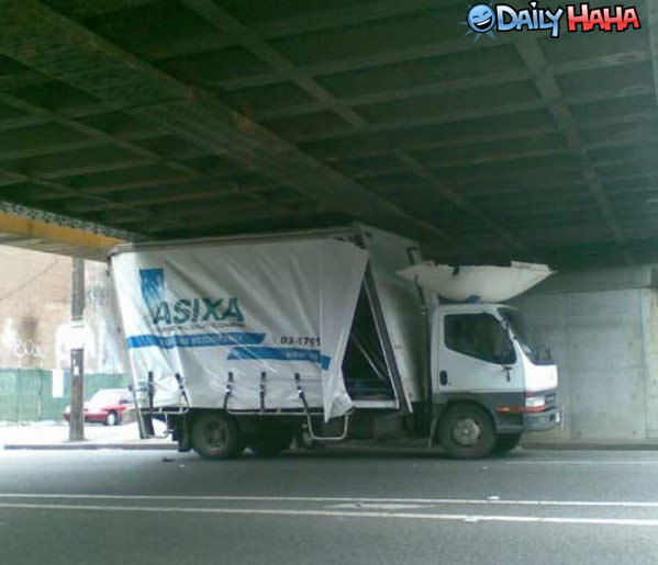 Asixa Truck Crash Picture