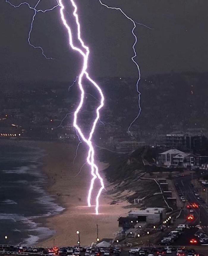 awesome lightning strike