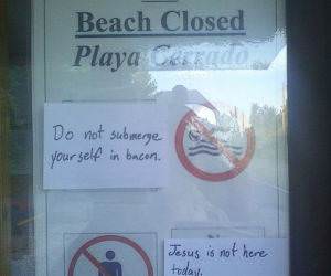 Beach sign funny picture