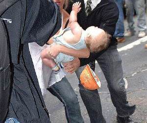 Britney spears drops baby