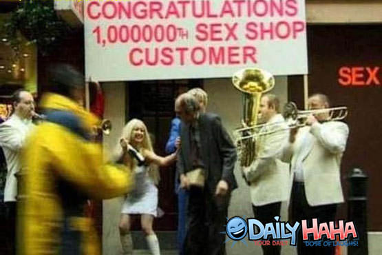 1 Millionth Customer Picture