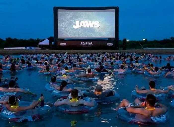 cool place to watch jaws