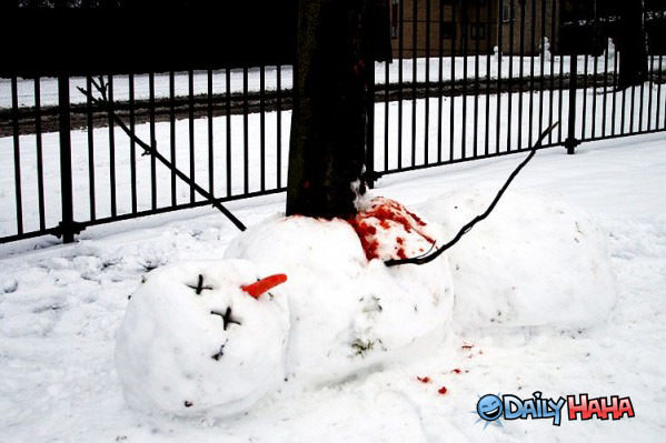 Dead Snowman Funny Picture