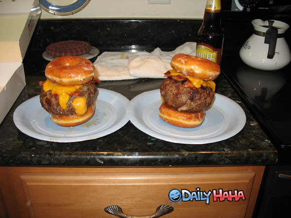 Donut Cheese Burger