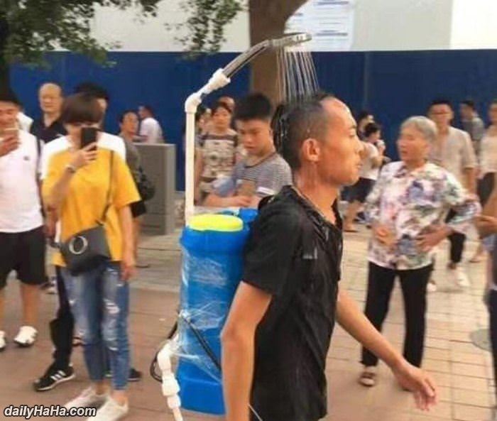 dude loves his showers funny picture