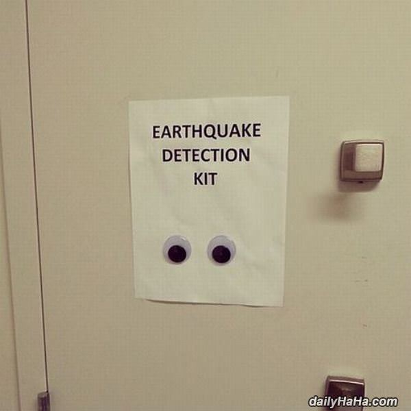 earthquake detection kit funny picture