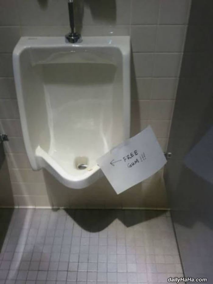 everyone loves something for free funny picture