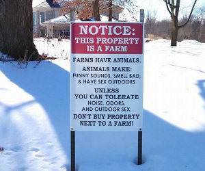 Farms Have Animals funny picture