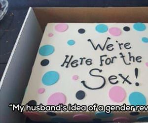 gender reveal cake