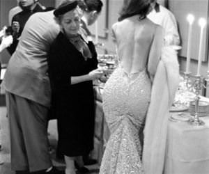 grandma sneaking a peak funny picture