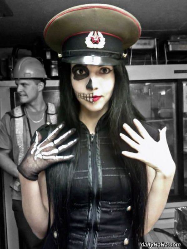 half skelaton funny picture