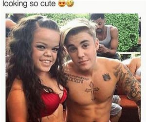 khloe and ellen funny picture