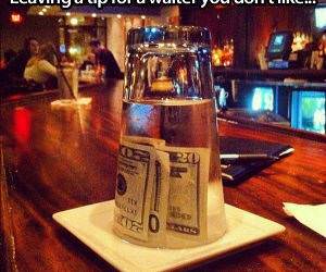 Leaving a Tip funny picture