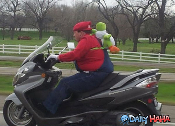 Speeding Mario funny picture