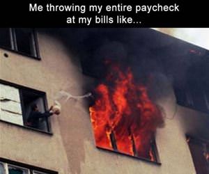 me trying to pay my bills funny picture