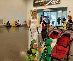 mother of dragsons cosplay funny picture