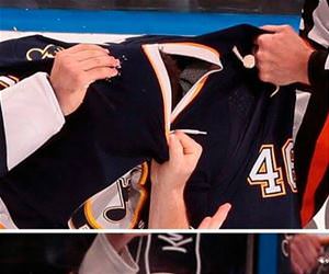 omg what is going on here funny picture