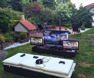 playing outside ... 2