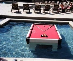 pool pool table