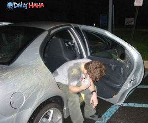 Pukey Salutes Funny Picture