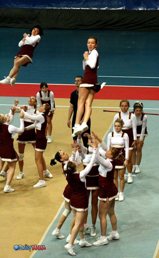 Scared Cheerleader