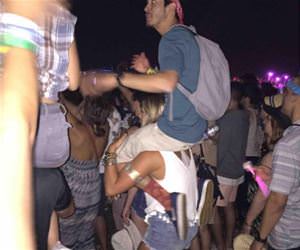 see the stage funny picture