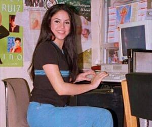 shakira in the 90s