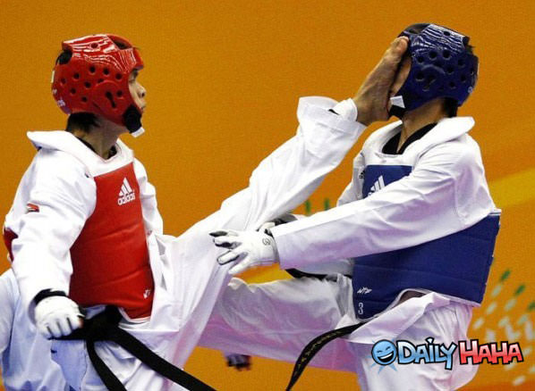 Talk to the Foot funny picture