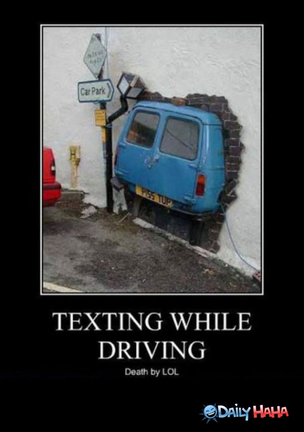 Texting While Driving funny picture