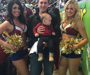 this baby is hungry funny picture