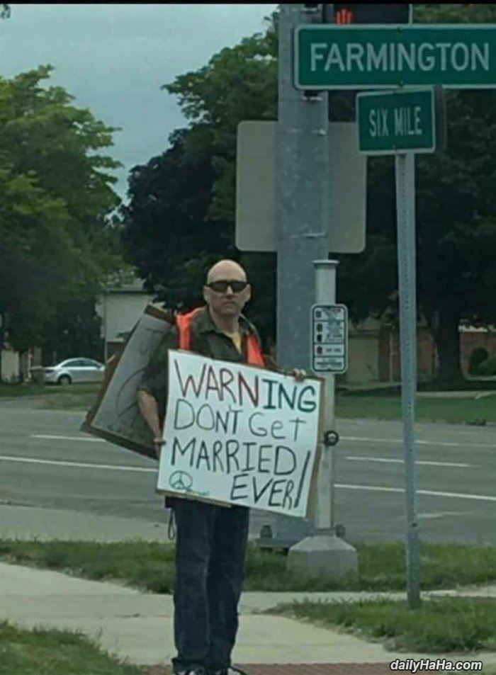 this guy has a warning for everyone funny picture
