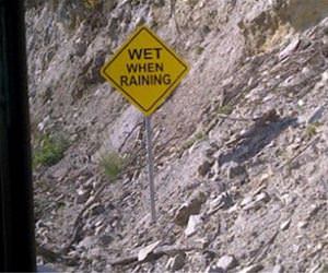 wet when raining funny picture