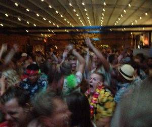 when the beat drops funny picture